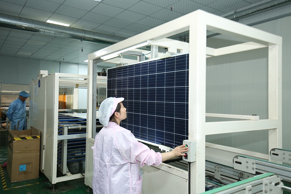 Solar Panel Efficiency Rankings: What Consumers Should Look For